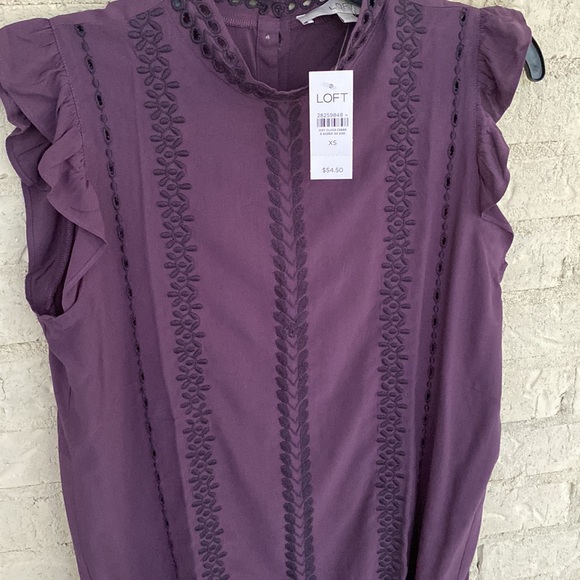 Loft Purple Eyelet Embroidered flutter ruffle detail blouse. Size XS - Picture 3 of 7